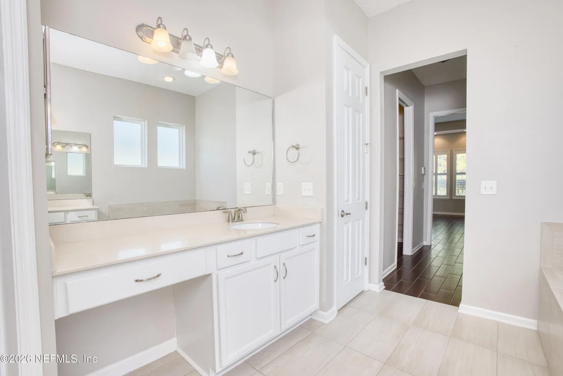 Photo of 3800 CROSSVIEW Drive