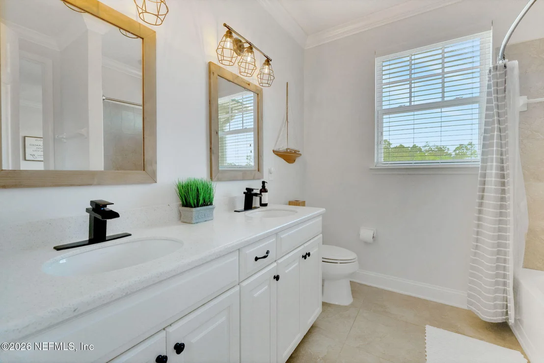 Photo of 550 BRAMBLY VINE Drive