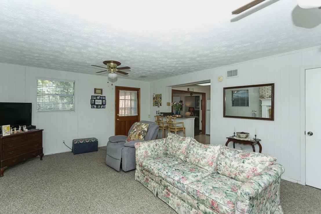 Photo of 8604 EMERALD ISLE Circle N