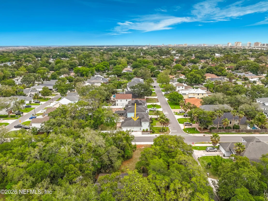 Photo of 3976 PALM Way