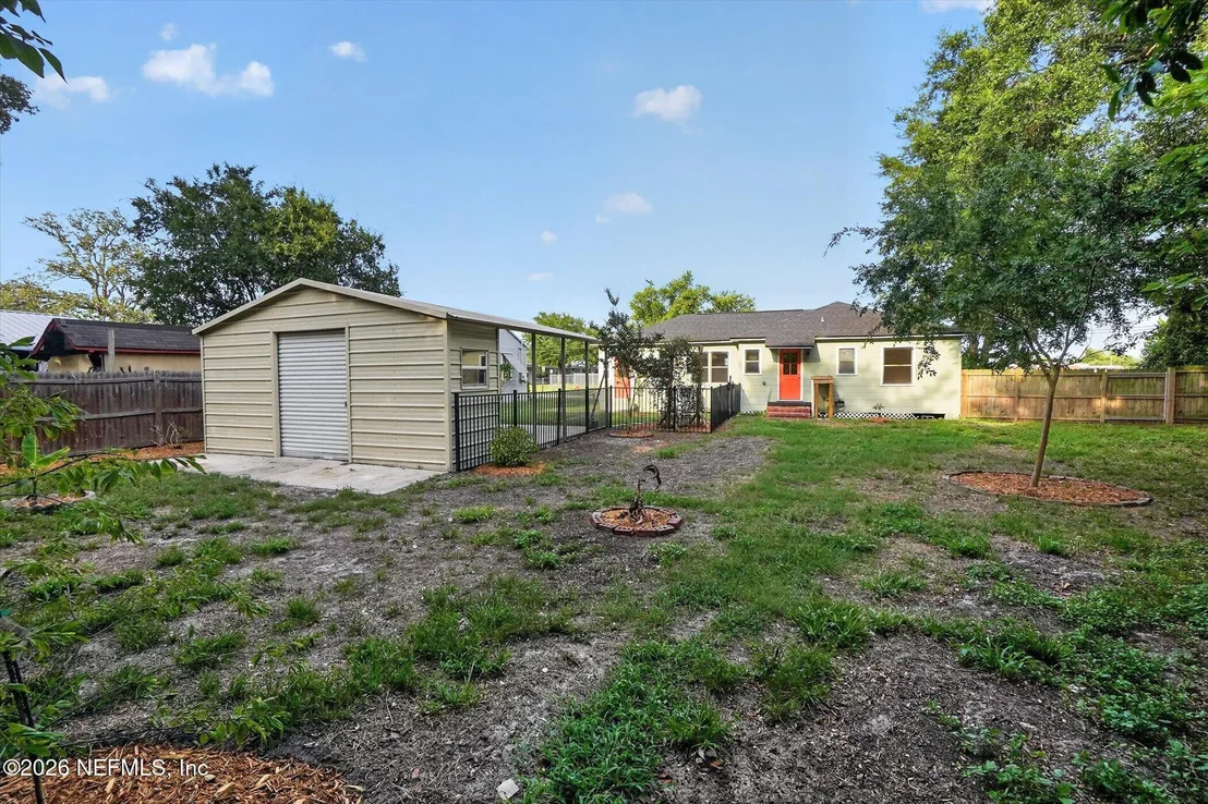 Photo of 2618 BAYVIEW Road