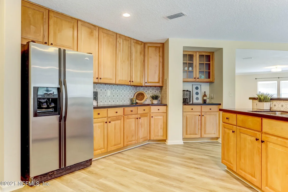 Photo of 1016 DUNSTABLE Lane