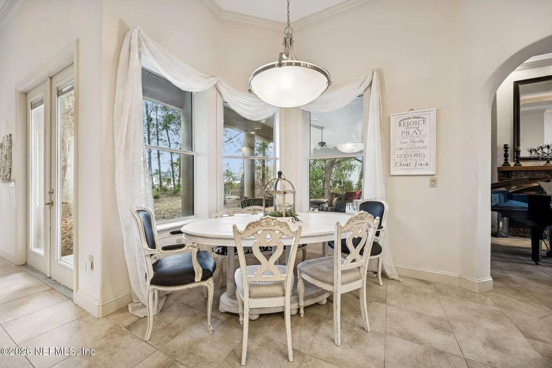 Photo of 283 ESTATES Drive