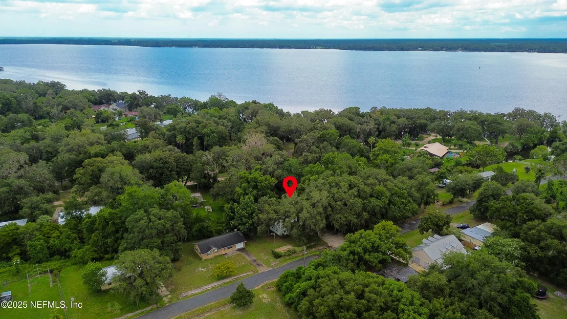 Photo of 112 RIVER RD Drive