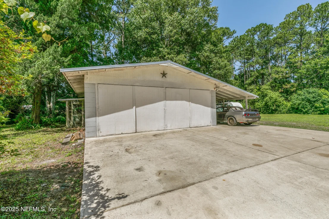 Photo of 120 STOKES LANDING Road