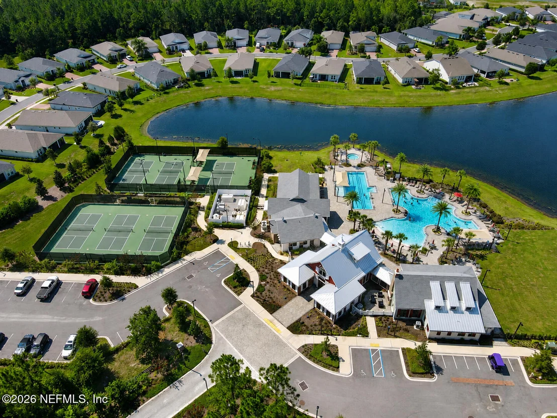 Photo of 216 AMBERWOOD Drive