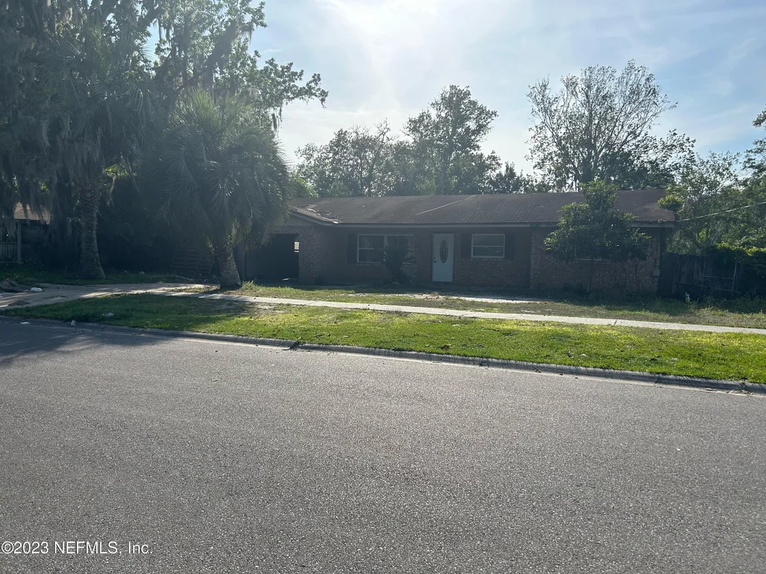 Photo of 265 CAPELLA Lane