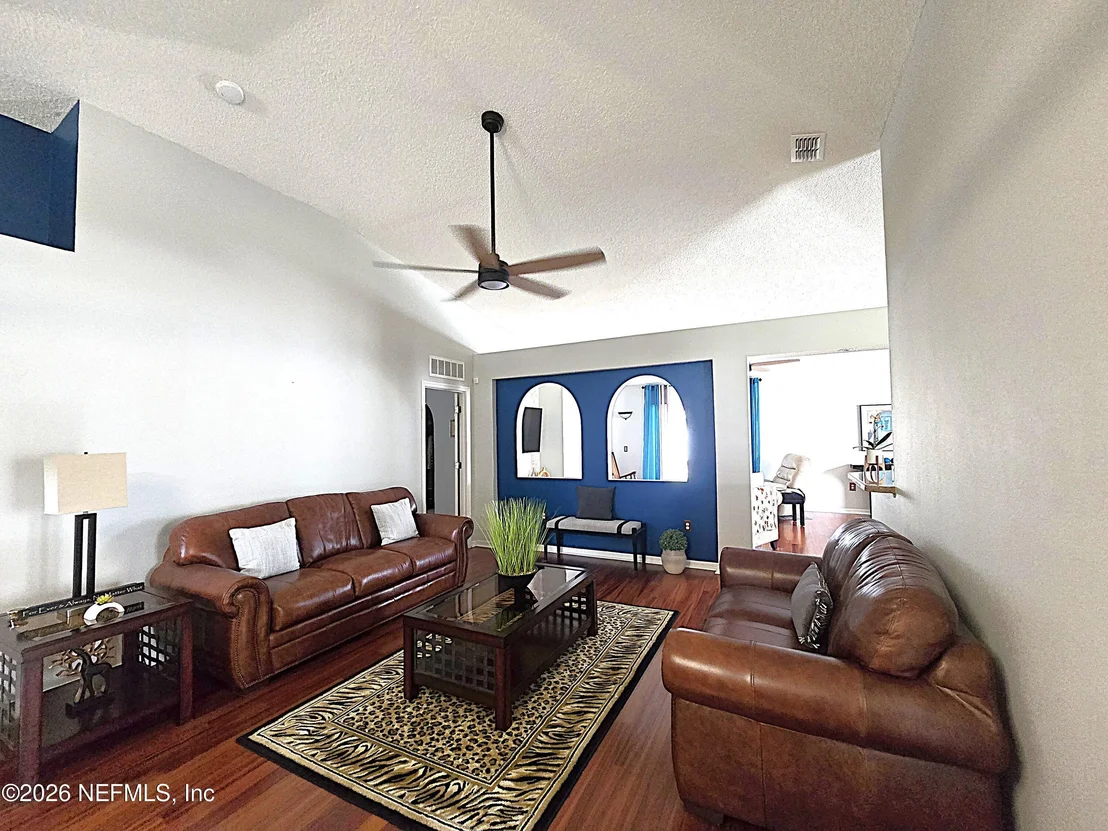 Photo of 11109 PEERLESS Lane
