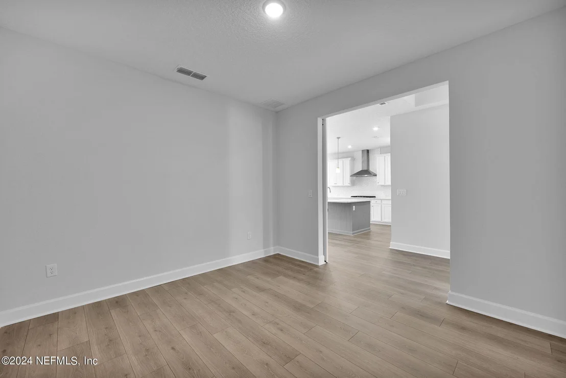Photo of 614 BACK CREEK Drive
