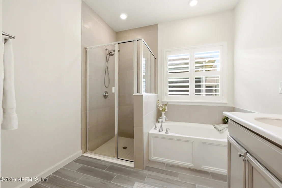 Photo of 28 GLORIETA Drive