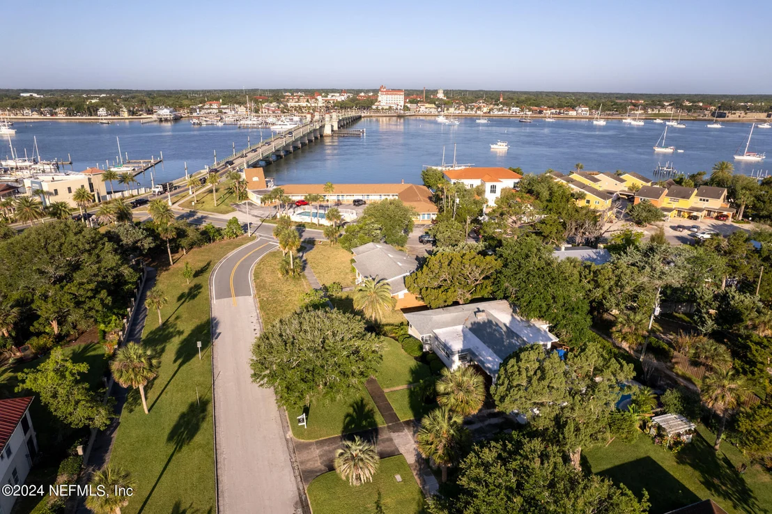 Photo of 6 OGLETHORPE Boulevard