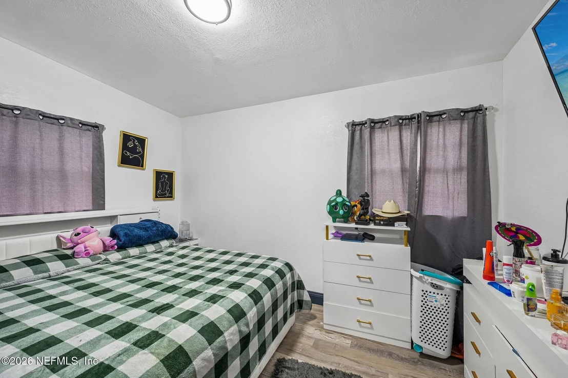 Photo of 5356 KEYSTONE Drive N