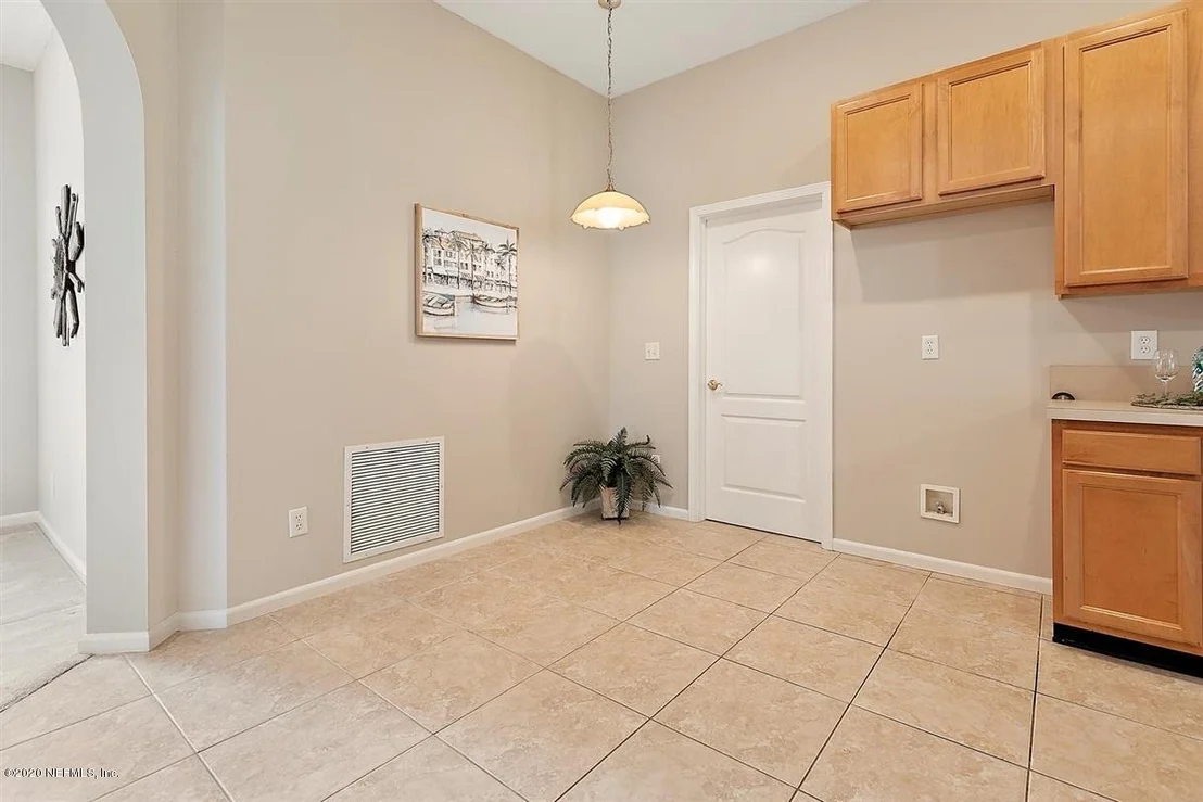 Photo of 8875 TIMBERJACK Lane