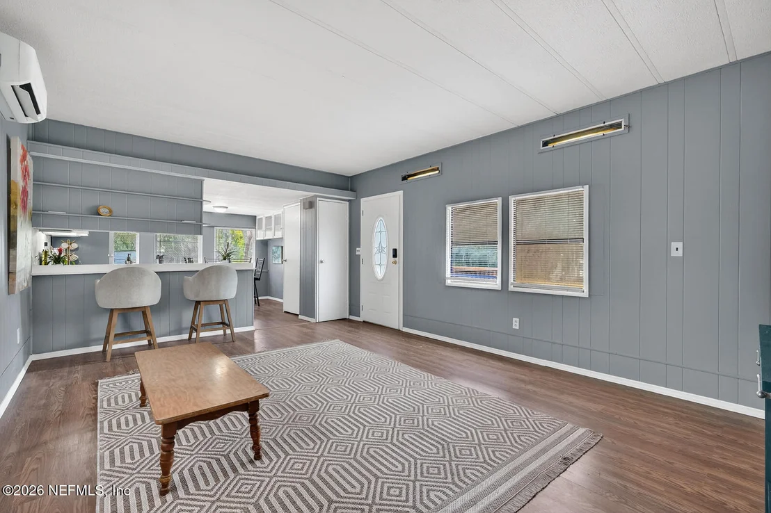 Photo of 112 PALMER Drive