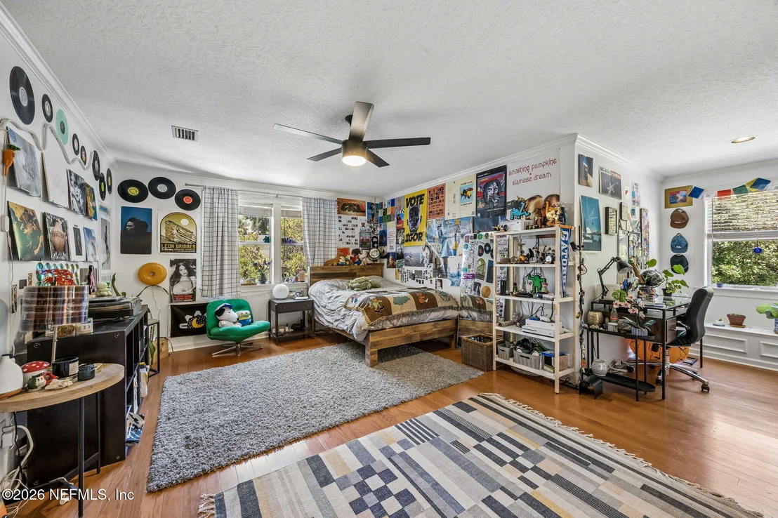 Photo of 285 LINKSIDE Circle