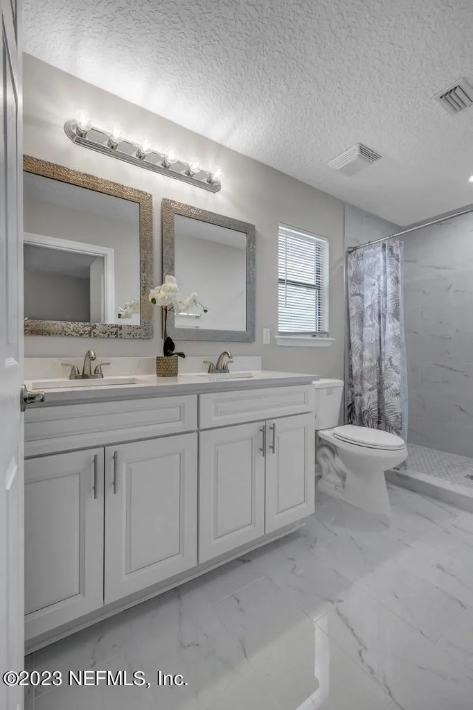 Photo of 8560 MOSS POINTE Trail N