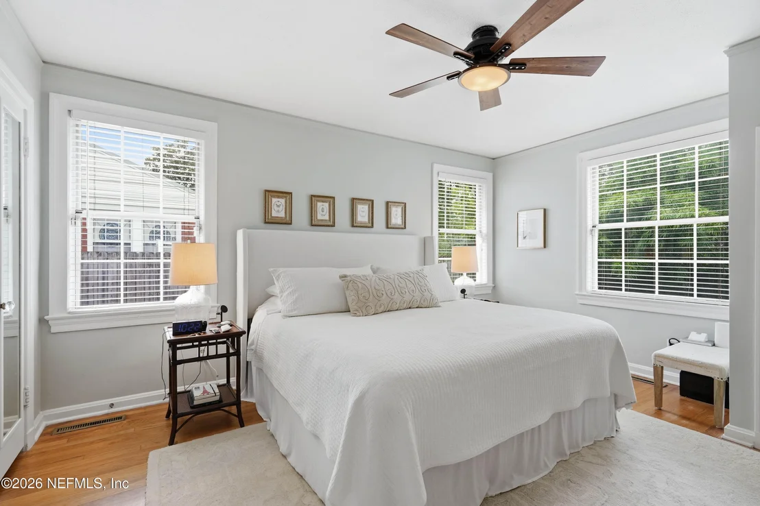 Photo of 1692 PERSHING Road