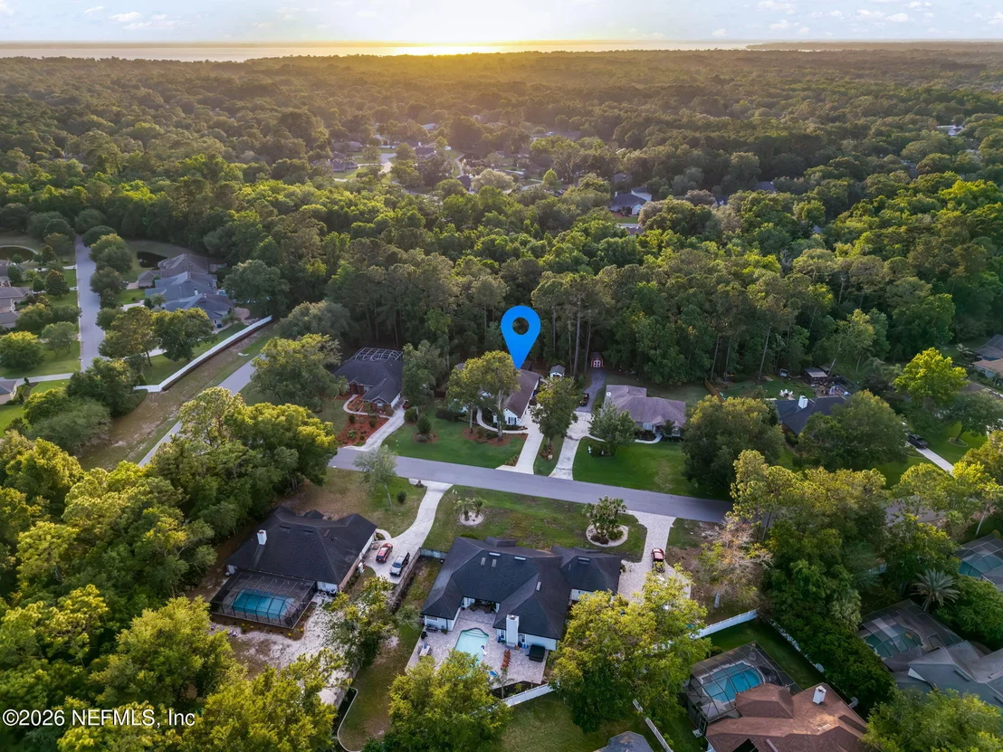 Photo of 1204 CREEK BEND Road