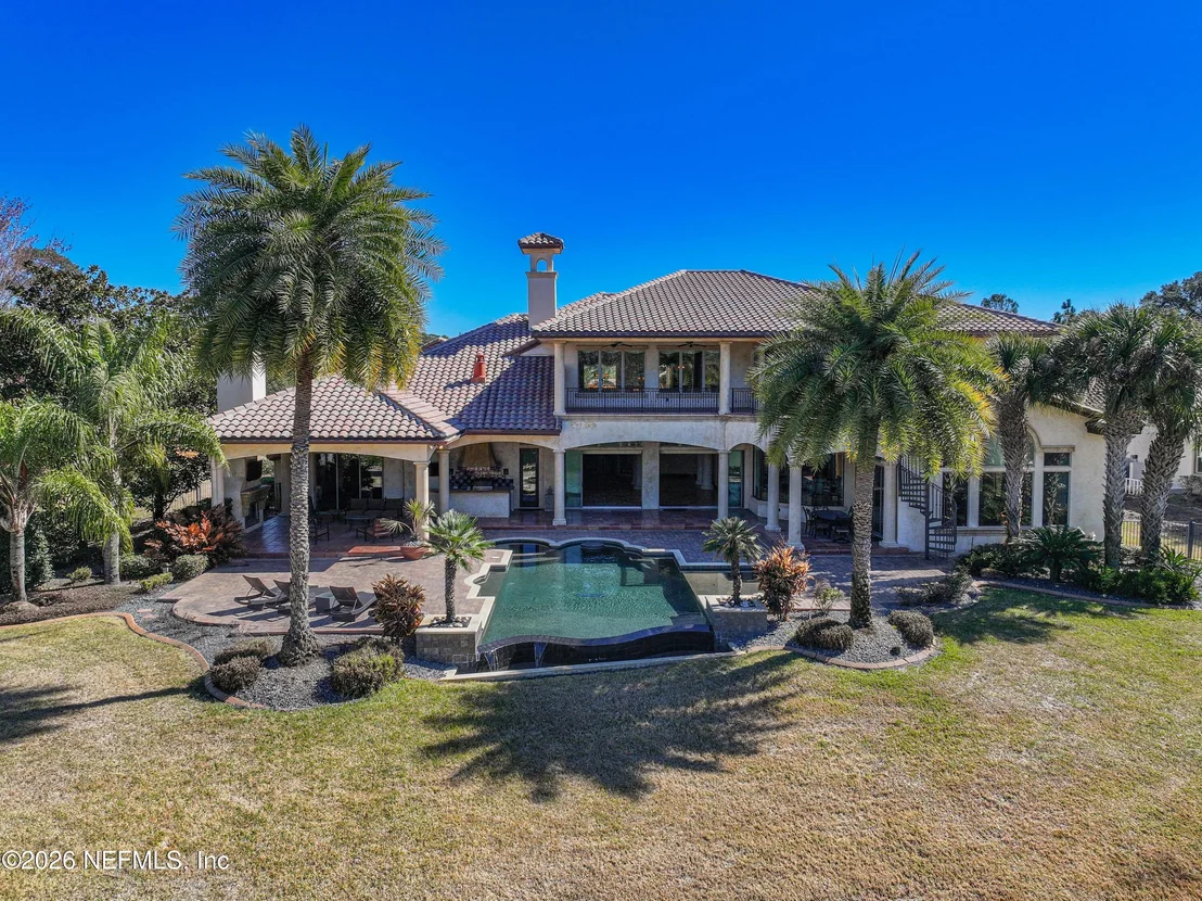 Photo of 3533 CREST Street
