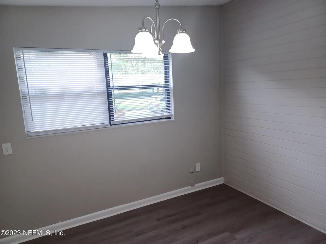 Photo of 7024 CLOVIS Road
