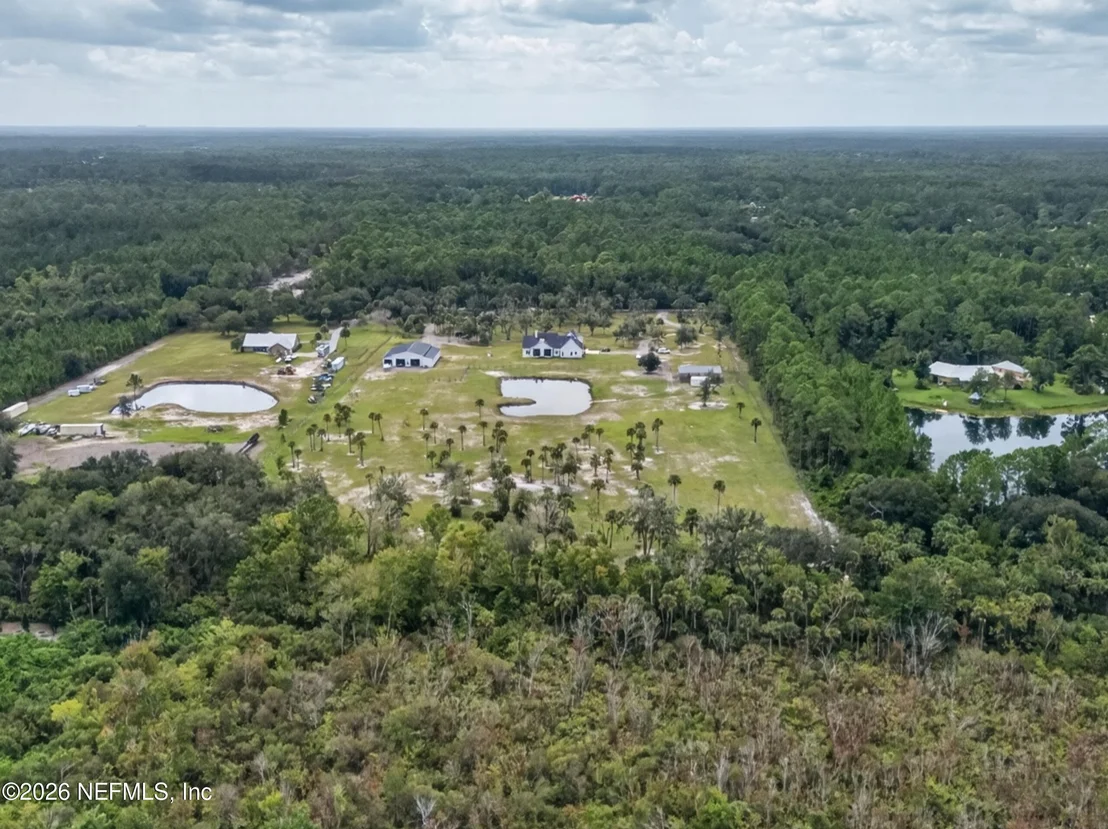 Photo of 475 COUNTY ROAD 335