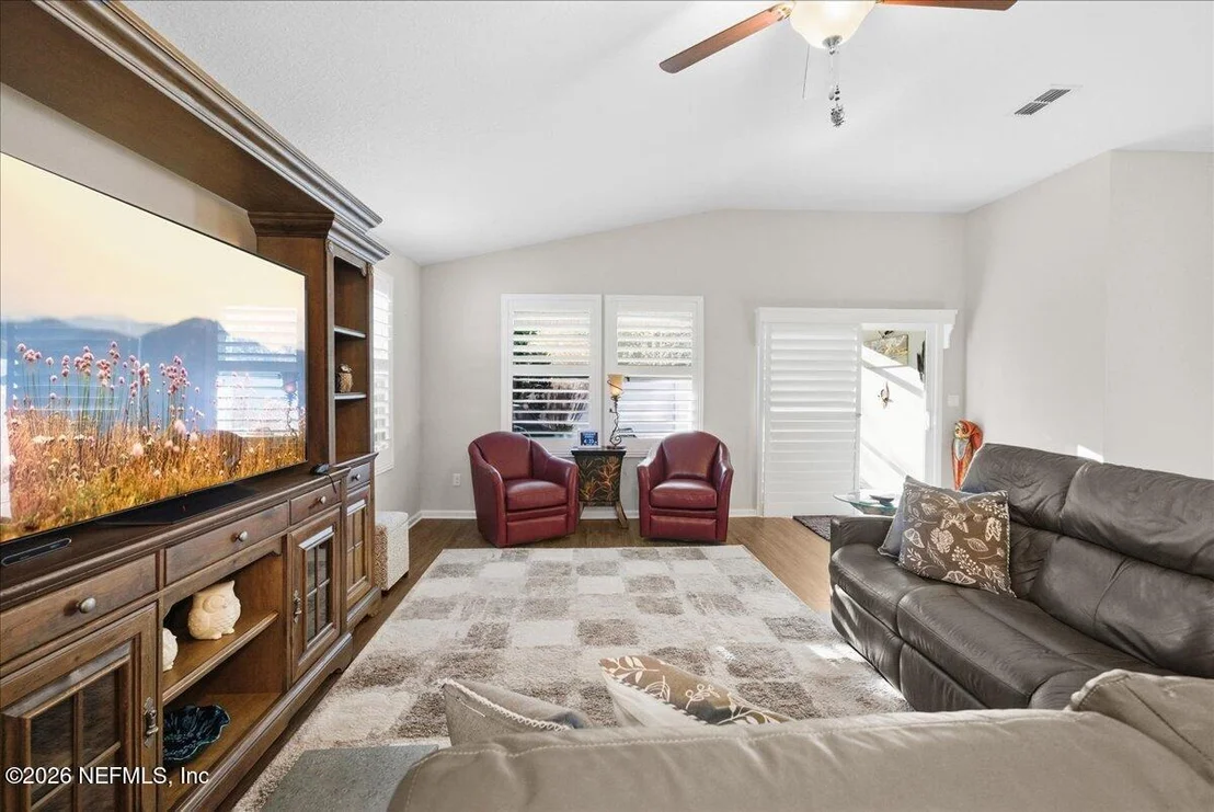 Photo of 494 VONRON Drive