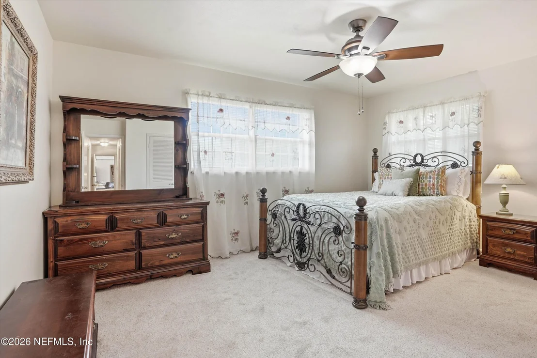 Photo of 1884 PARKCREST Drive
