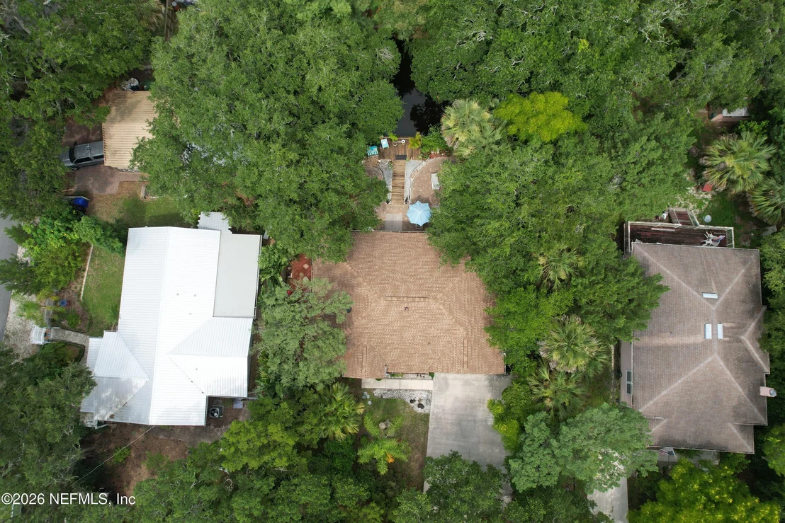 Photo of 1711 OLD BEACH Road