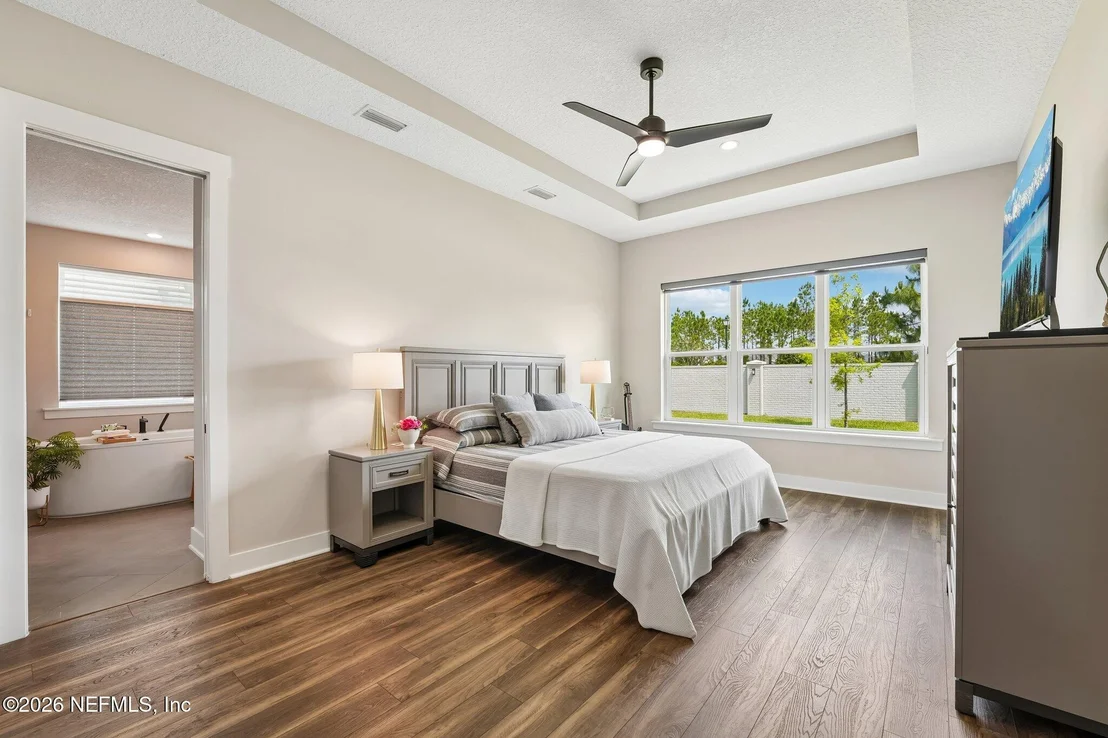Photo of 10223 SILVERBROOK Trail