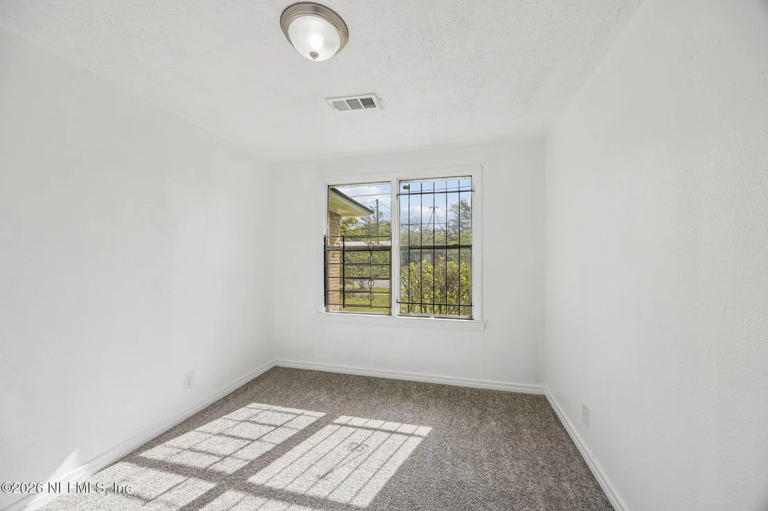 Photo of 3304 DIVISION Street