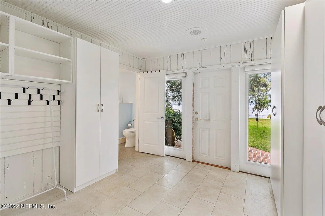 Photo of 1348 BAYLOR Lane