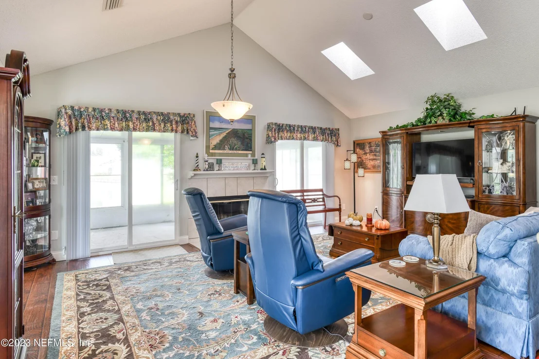 Photo of 183 OCEAN HOLLOW Lane