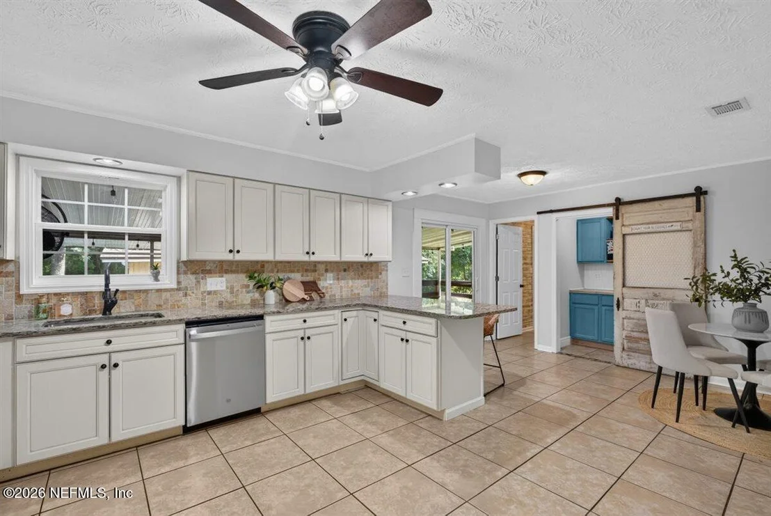 Photo of 3621 COUNTY ROAD 215