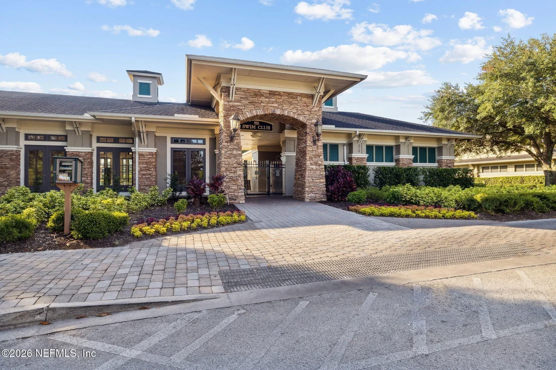 Photo of 1884 CROSS POINTE Way