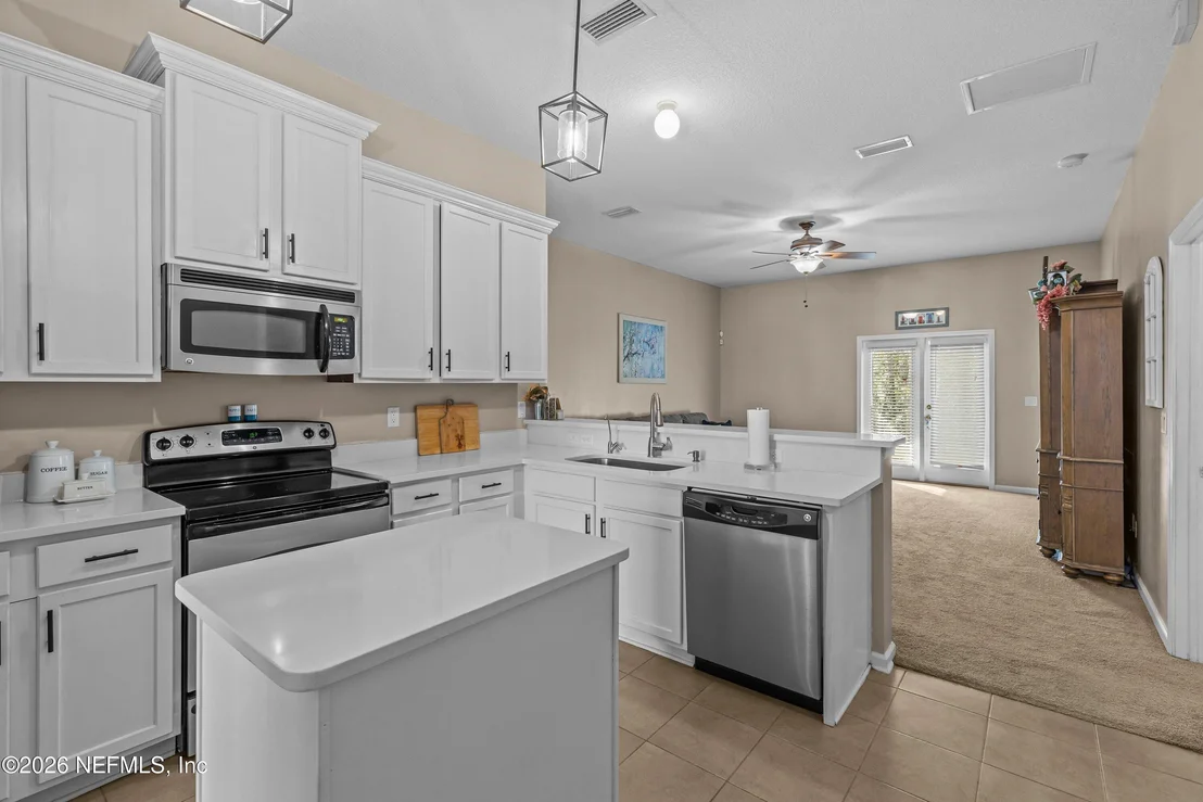 Photo of 11714 RAINDROP Road