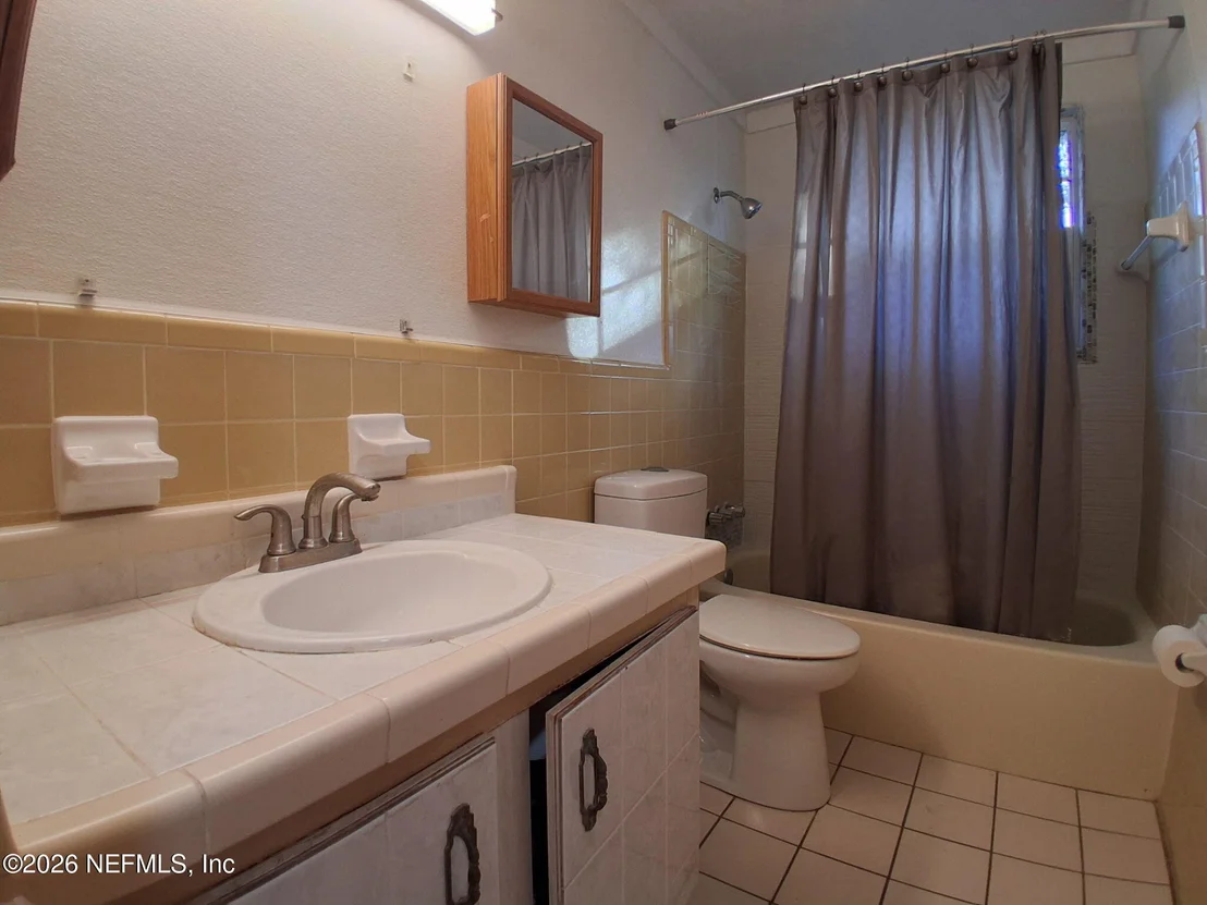 Photo of 320 LOBELIA Road