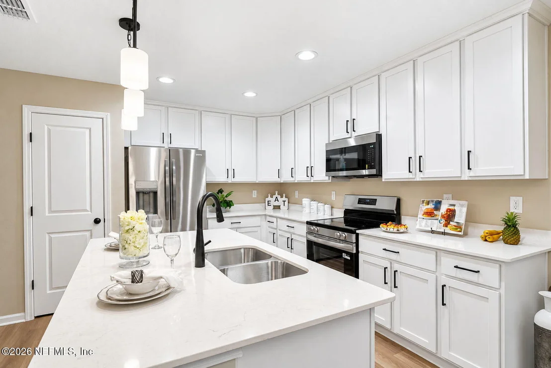 Photo of 1634 VALENCIA Drive