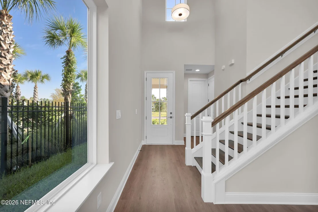 Photo of 334 SEAMARK Drive