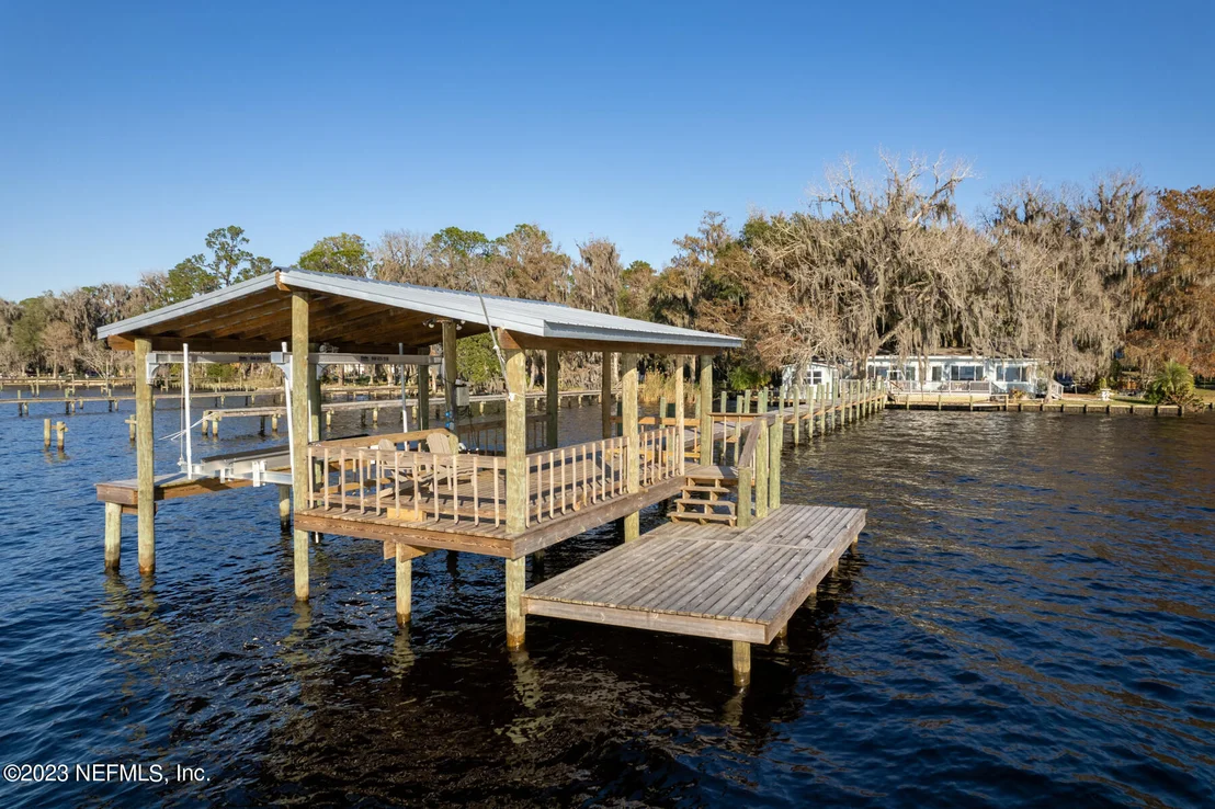 Photo of 1501 COUNTY ROAD 13 S
