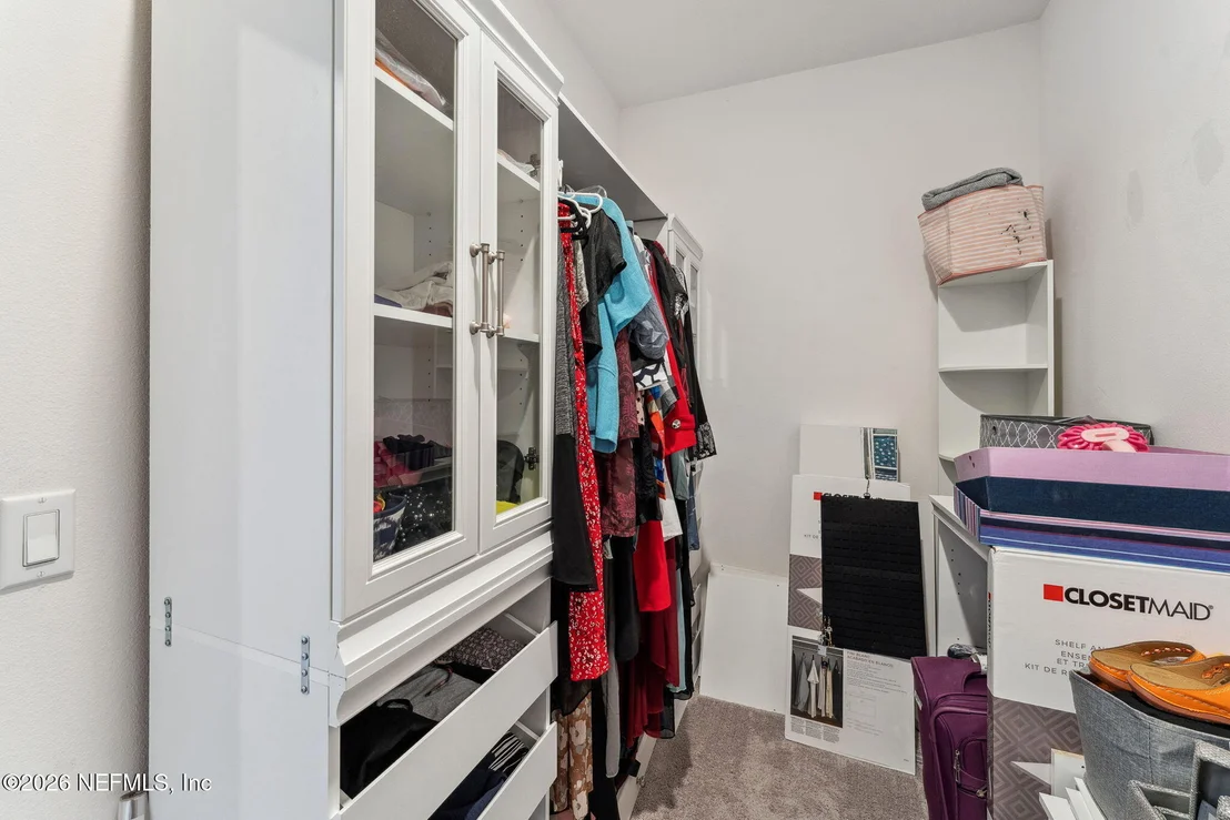 Photo of 120 OAKLEAF Way