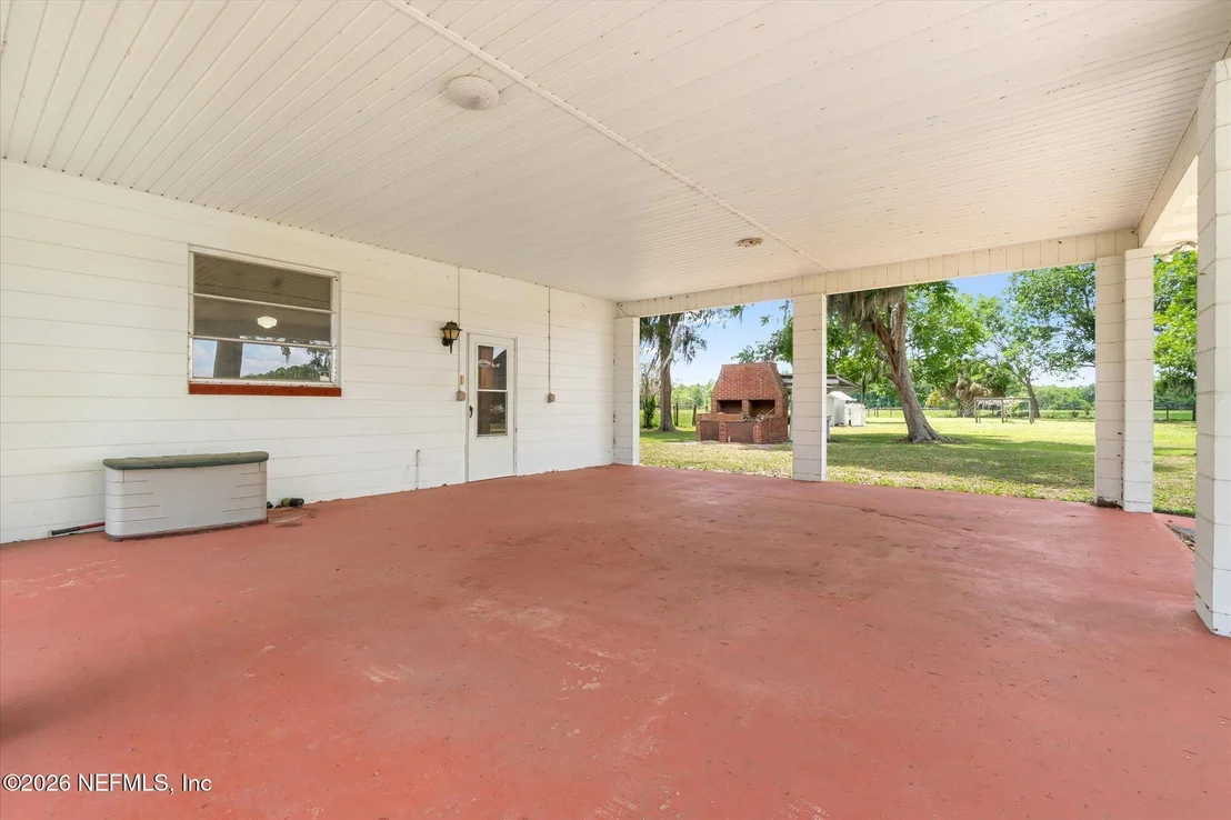 Photo of 786 W RIVER Road