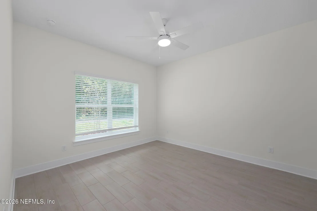 Photo of 882 W 4TH Street