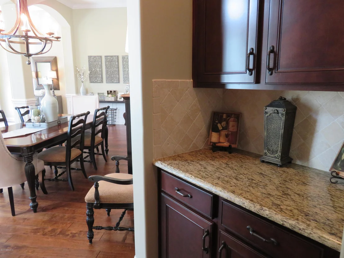 Photo of 106 AVERLEY Way