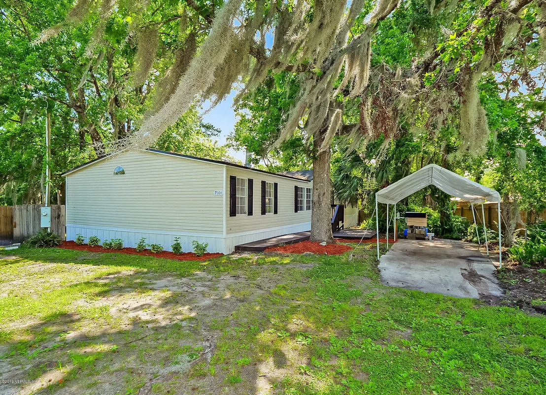 Photo of 7304 BOWDEN Circle
