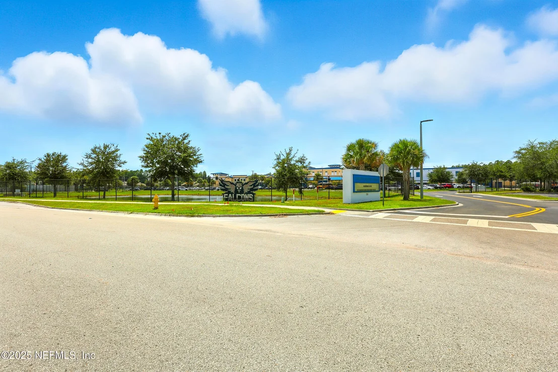 Photo of 329 SHETLAND Drive