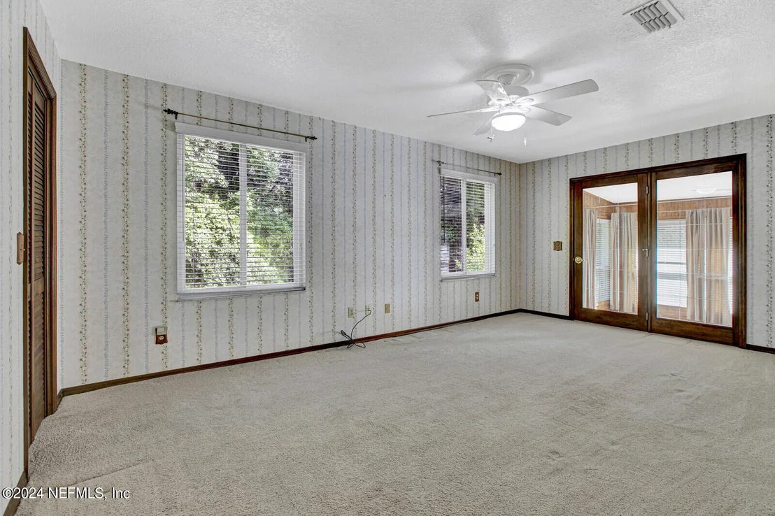 Photo of 2527 BEGONIA Drive