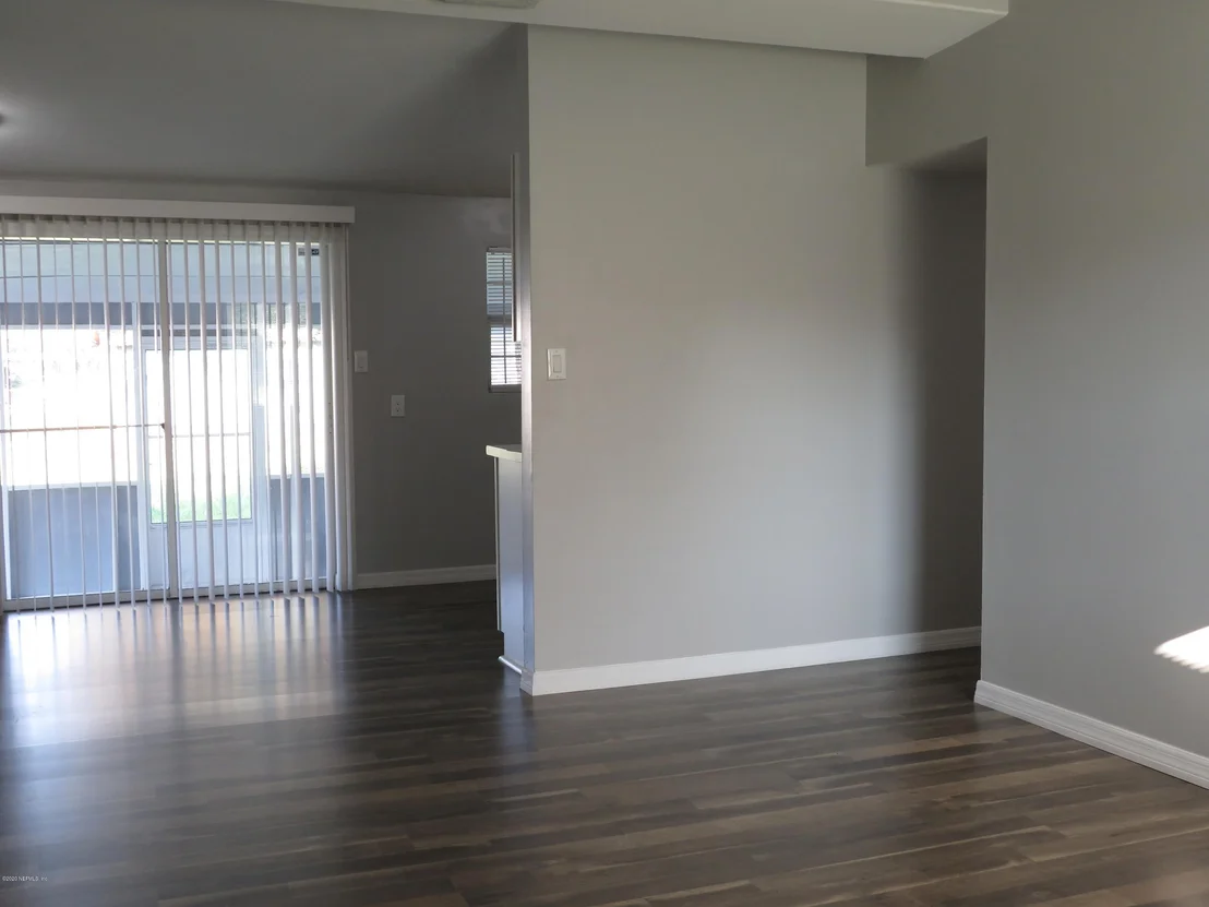 Photo of 1712 ST CLAIR Street