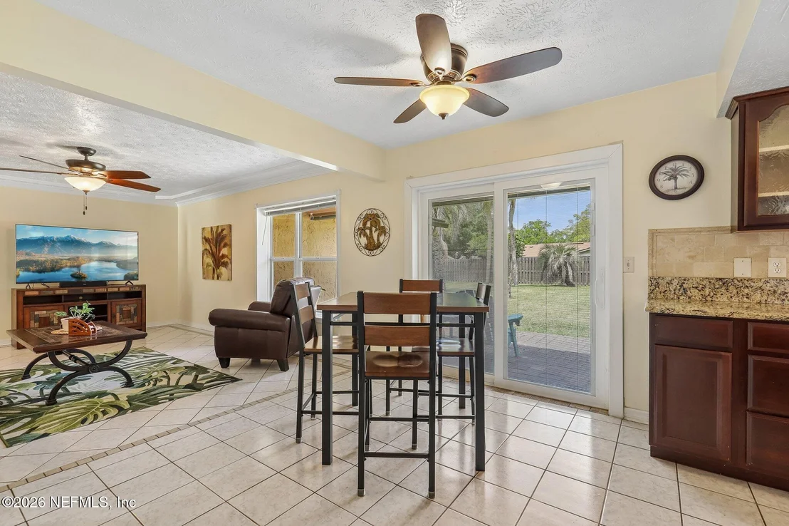 Photo of 1740 POPLAR Drive