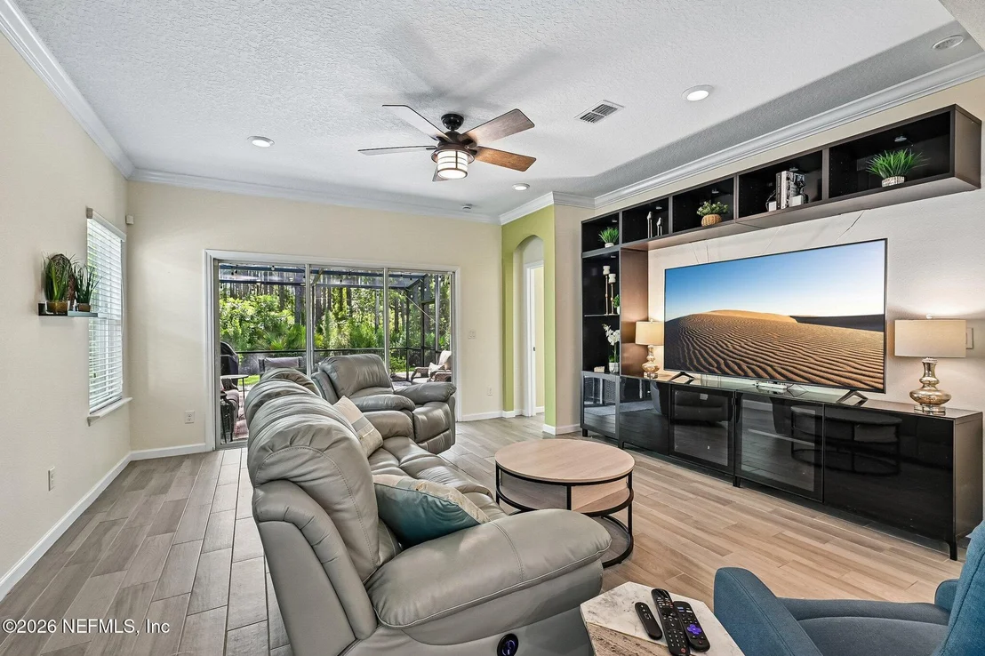 Photo of 199 GLORIETA Drive