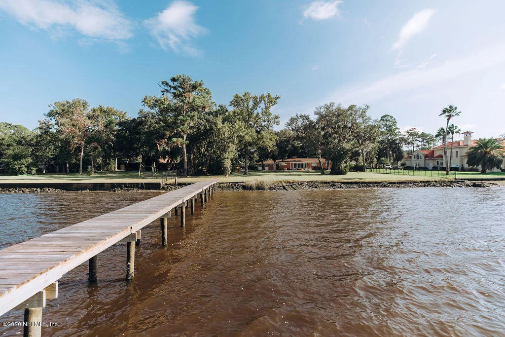 Photo of 348 BROWARD Road